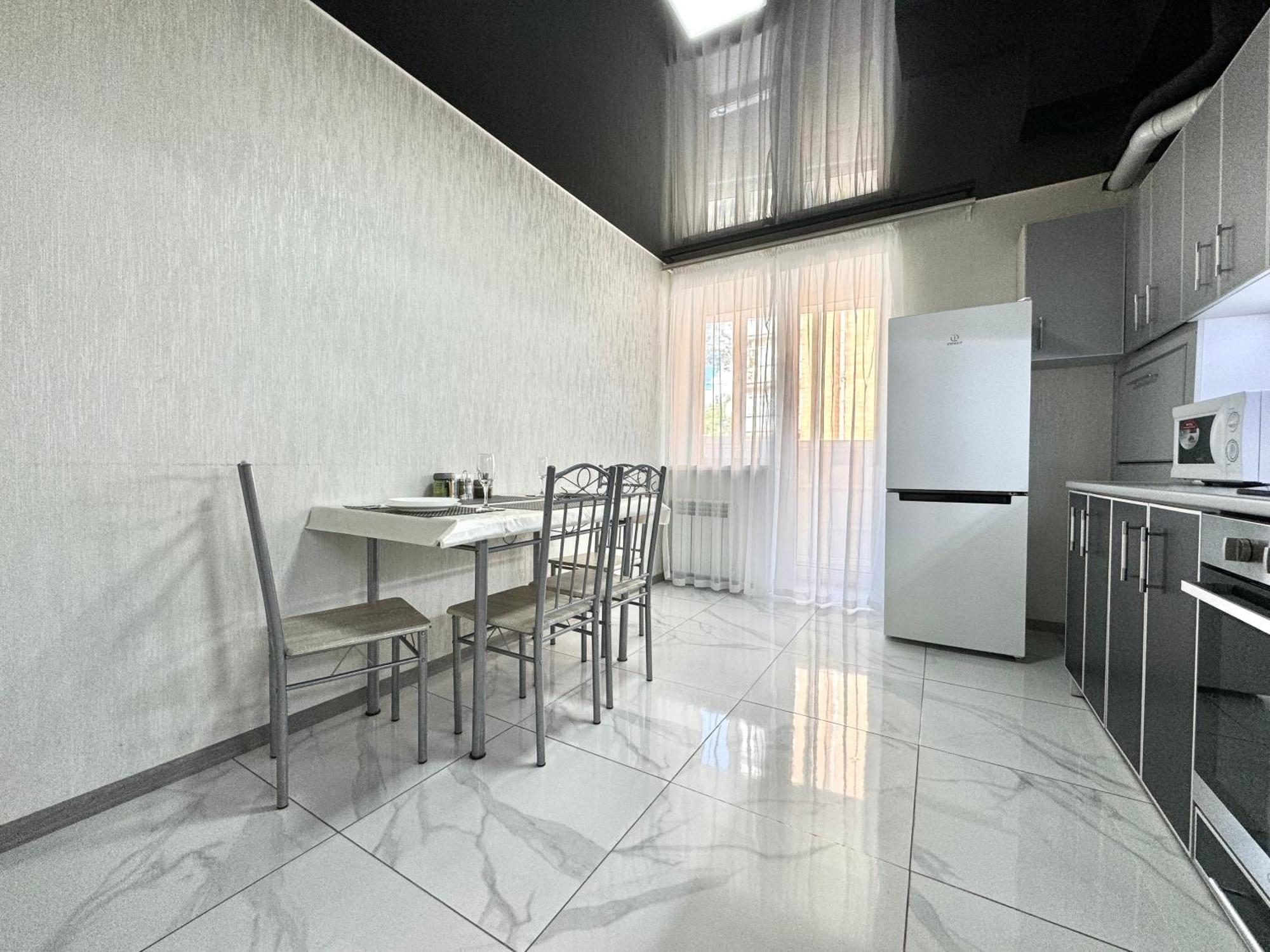 Apartpoltava 2 Окремі Кімнати, Новобудова, Два Великих Ліжка Центр, Корпусний Сад Exteriér fotografie